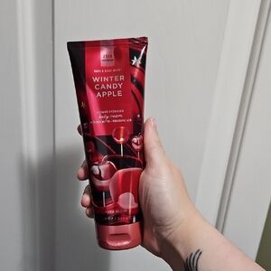 NWT BBW Winter Candy Apple Body Cream